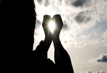 开云体育在线-孙穎(yǐng)莎(shā)回应比(bǐ)赛中途换球衣(yī)，希(xī)望将比(bǐ)赛的节奏和氛围重新拉(lā)回