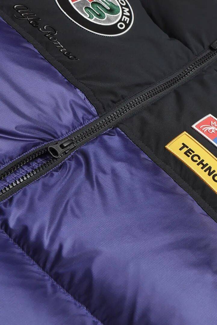 Balenciaga发布橄榄球系列