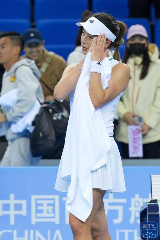 全运会丨王欣瑜胜王曦雨晋级网球女单半决赛