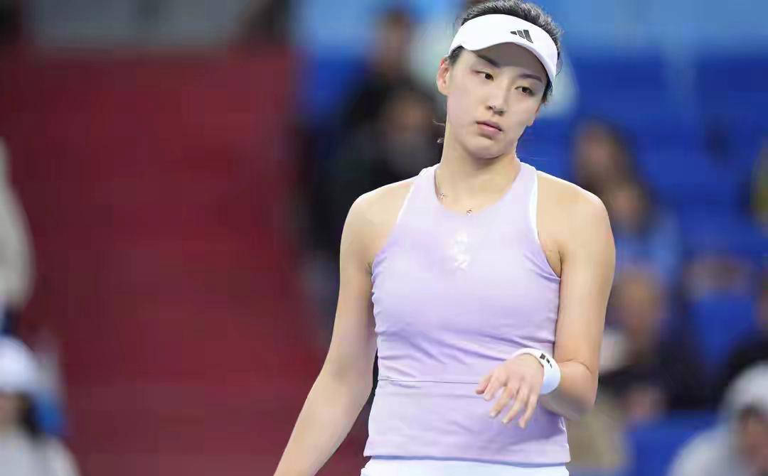 全运会网球女单半决赛：朱琳以2-0战胜王欣瑜 晋级决赛